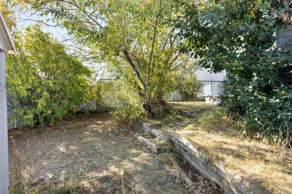 MLS® A2264047 - 331 Coverdale Court NE in Coventry Hills Calgary, Residential