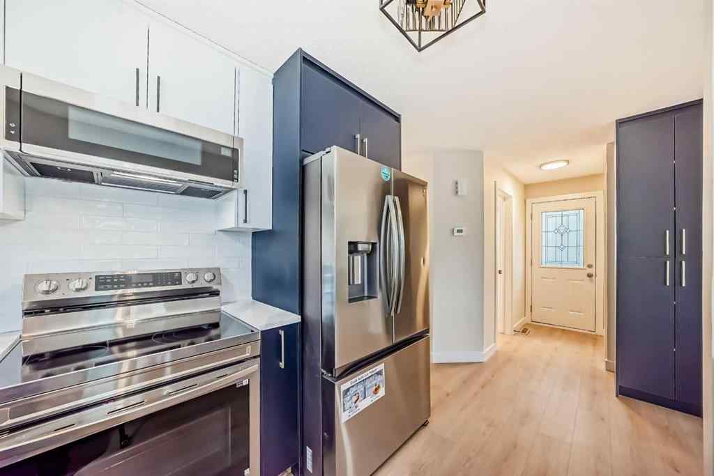 MLS® A2264049 - 311 Shawnessy Drive SW in Shawnessy Calgary, Residential