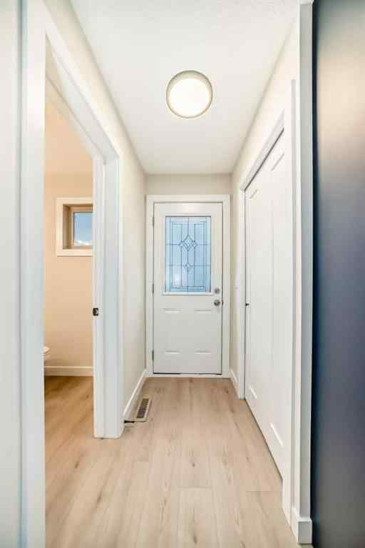 MLS® A2264049 - 311 Shawnessy Drive SW in Shawnessy Calgary, Residential