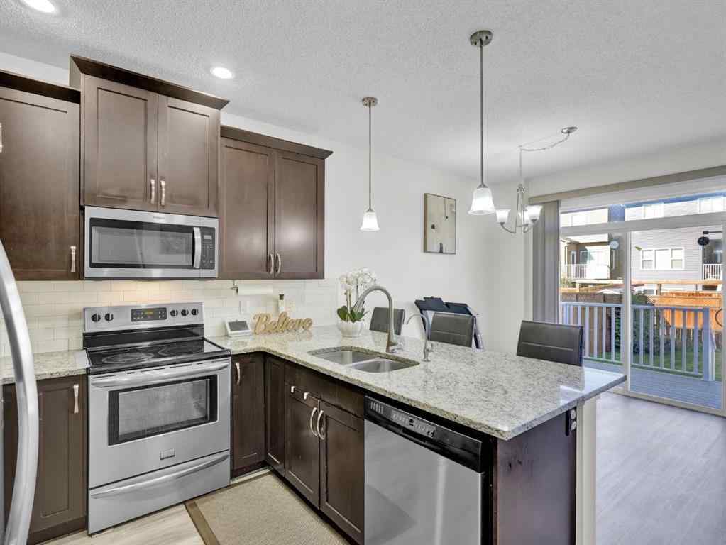 MLS® A2264052 - 551 EVANSBOROUGH Way NW in Evanston Calgary, Residential