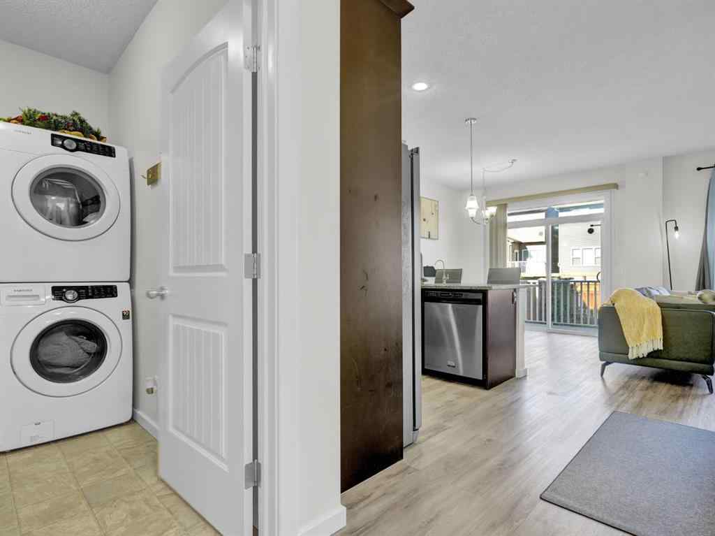 MLS® A2264052 - 551 EVANSBOROUGH Way NW in Evanston Calgary, Residential