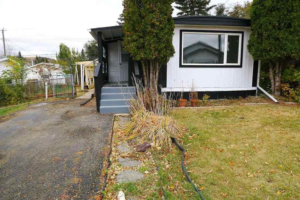 MLS® A2264055 - 205 14 Street NW in Midland Drumheller, Residential