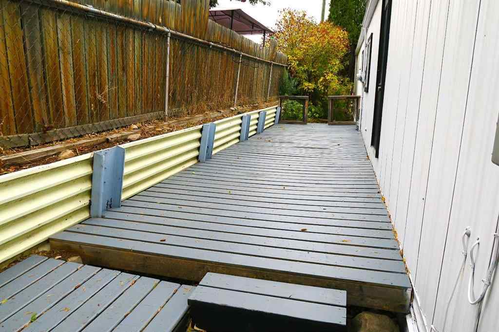 MLS® A2264055 - 205 14 Street NW in Midland Drumheller, Residential