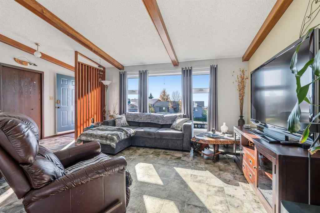 MLS® A2264057 - 34 Hollinger Drive  in NONE Swan Hills, Residential