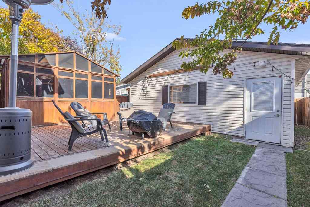 MLS® A2264063 - 236 MT. Aberdeen Close SE in McKenzie Lake Calgary, Residential