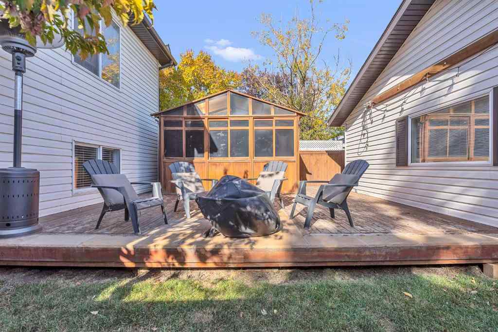 MLS® A2264063 - 236 MT. Aberdeen Close SE in McKenzie Lake Calgary, Residential