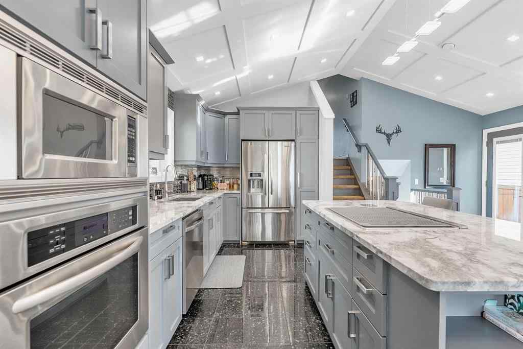 MLS® A2264063 - 236 MT. Aberdeen Close SE in McKenzie Lake Calgary, Residential