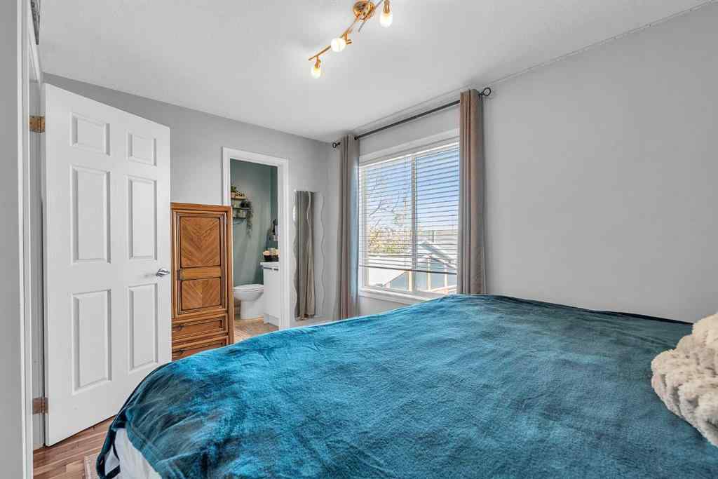 MLS® A2264063 - 236 MT. Aberdeen Close SE in McKenzie Lake Calgary, Residential