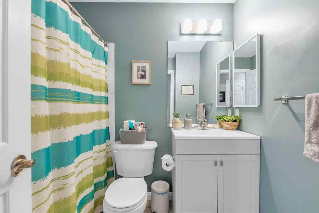 MLS® A2264063 - 236 MT. Aberdeen Close SE in McKenzie Lake Calgary, Residential