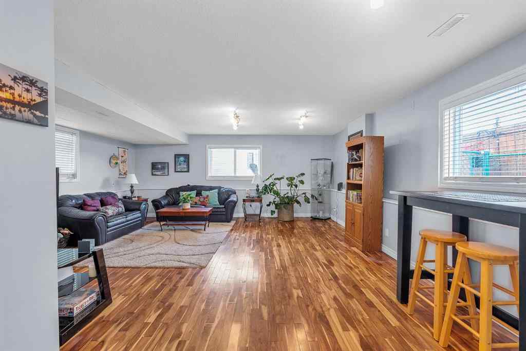 MLS® A2264063 - 236 MT. Aberdeen Close SE in McKenzie Lake Calgary, Residential