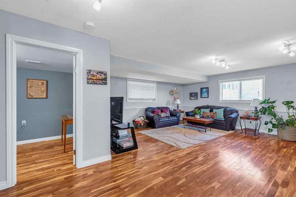 MLS® A2264063 - 236 MT. Aberdeen Close SE in McKenzie Lake Calgary, Residential