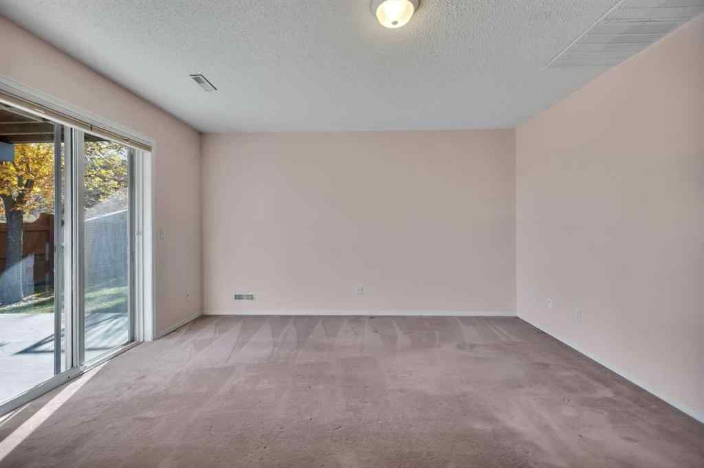 MLS® A2264068 - 140 Valley Ridge Heights NW in Valley Ridge Calgary, Residential