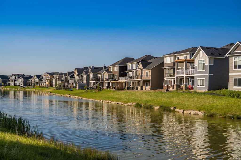 MLS® A2264070 - Unit #7 102 Canoe Square SW in Canals Airdrie, Residential