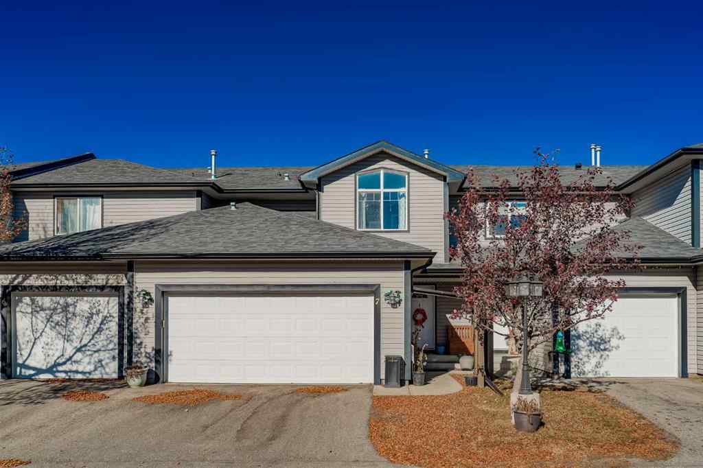 MLS® A2264070 - Unit #7 102 Canoe Square SW in Canals Airdrie, Residential
