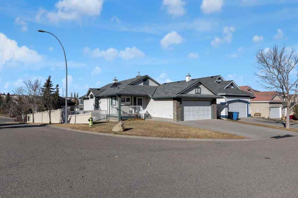 MLS® A2264073 - 102 Edgebrook Heights NW in Edgemont Calgary, Residential