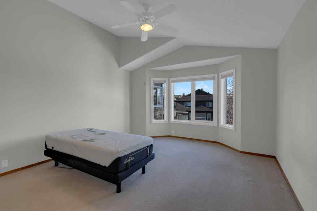 MLS® A2264073 - 102 Edgebrook Heights NW in Edgemont Calgary, Residential