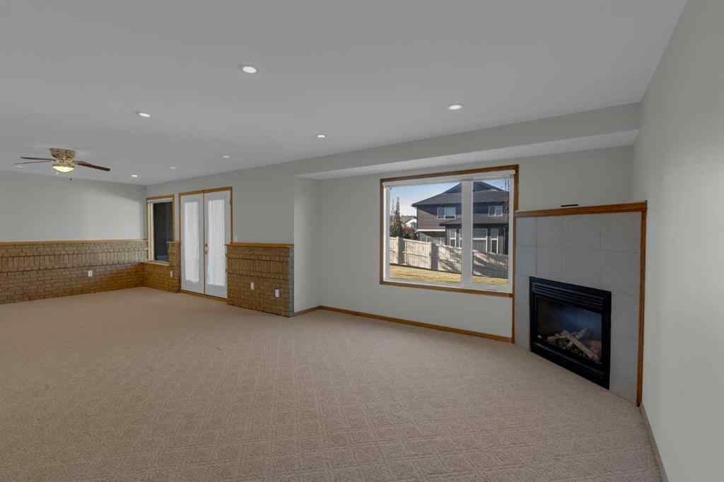 MLS® A2264073 - 102 Edgebrook Heights NW in Edgemont Calgary, Residential