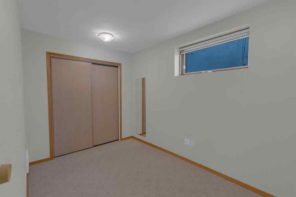 MLS® A2264073 - 102 Edgebrook Heights NW in Edgemont Calgary, Residential