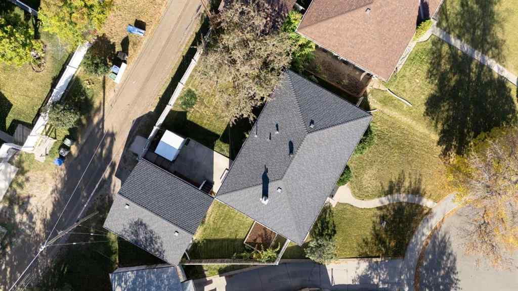 MLS® A2264077 - 58 Kingsland Place SW in Kingsland Calgary, Residential