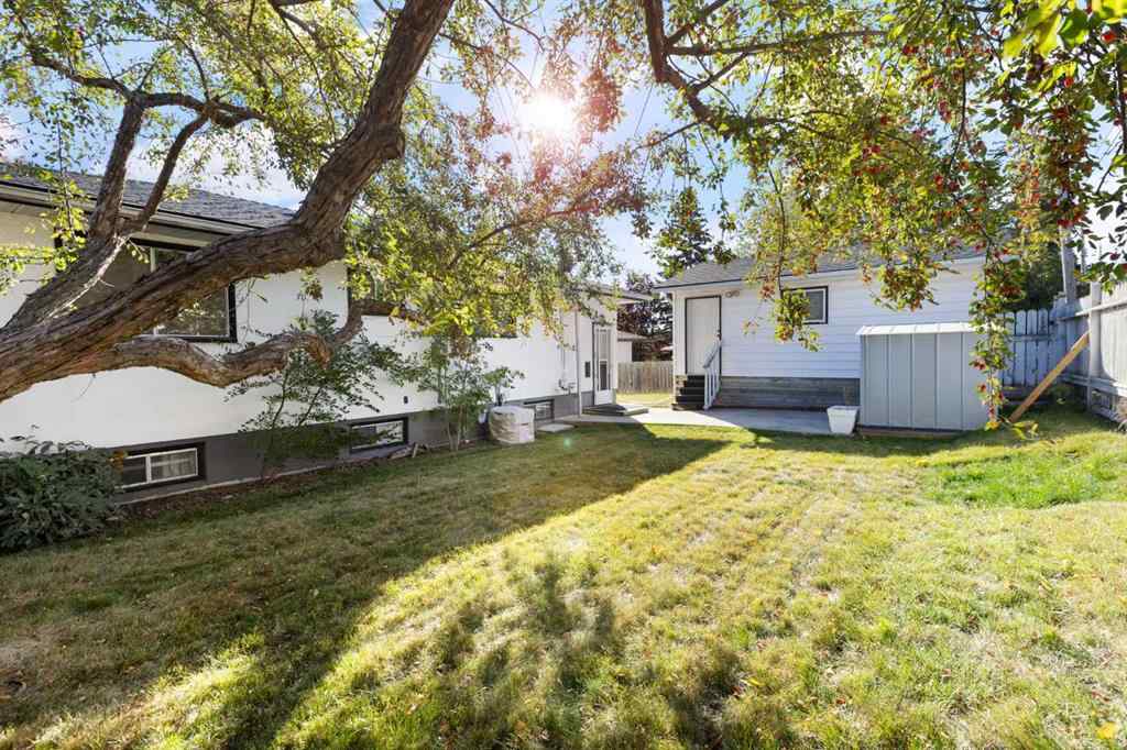 MLS® A2264077 - 58 Kingsland Place SW in Kingsland Calgary, Residential