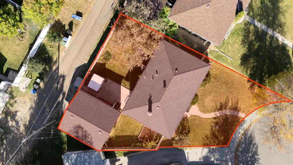 MLS® A2264077 - 58 Kingsland Place SW in Kingsland Calgary, Residential