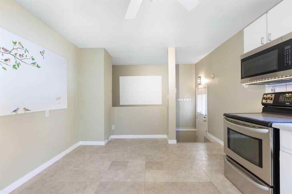 MLS® A2264077 - 58 Kingsland Place SW in Kingsland Calgary, Residential