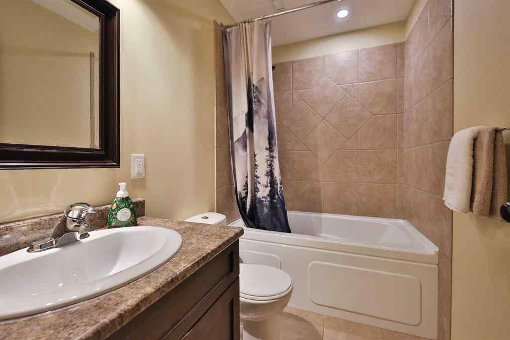 MLS® A2264080 - 706 Northridge Avenue  in NONE Picture Butte, Residential