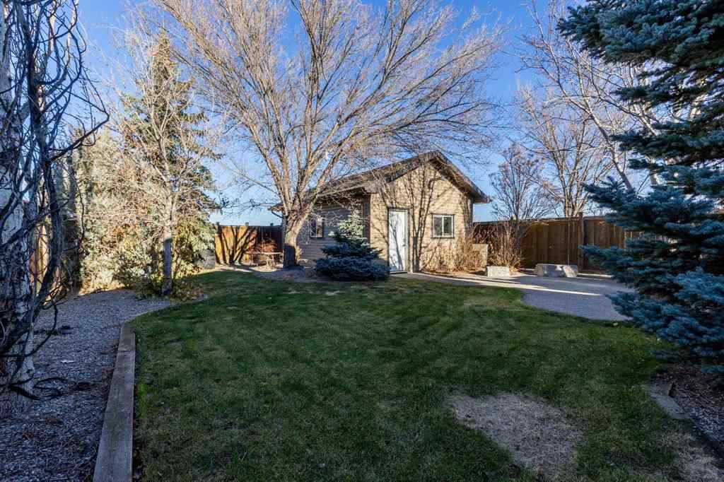 MLS&reg; # A2264080 - 706 Northridge Avenue  in NONE Picture Butte, Residential Open Houses