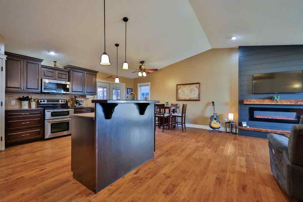 MLS® A2264080 - 706 Northridge Avenue  in NONE Picture Butte, Residential