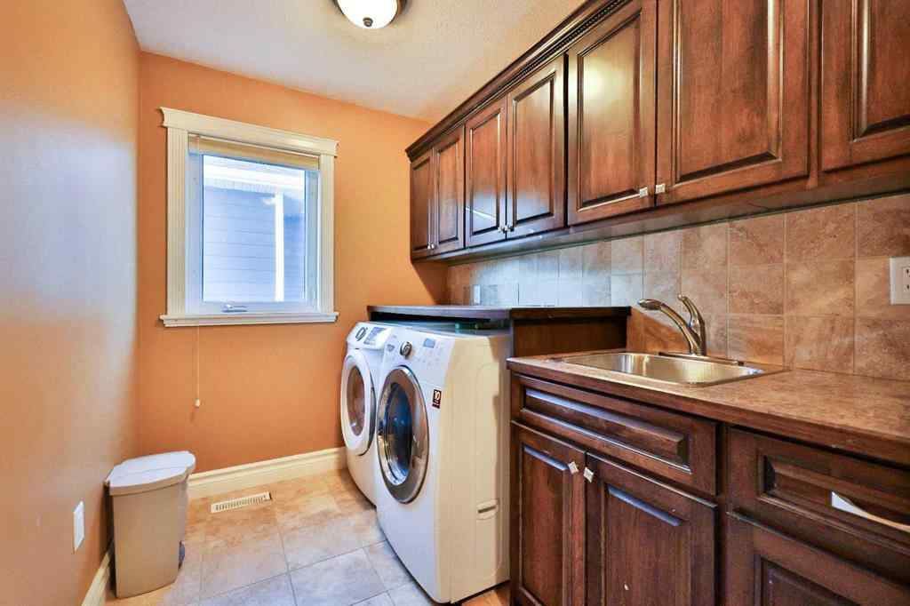 MLS® A2264080 - 706 Northridge Avenue  in NONE Picture Butte, Residential
