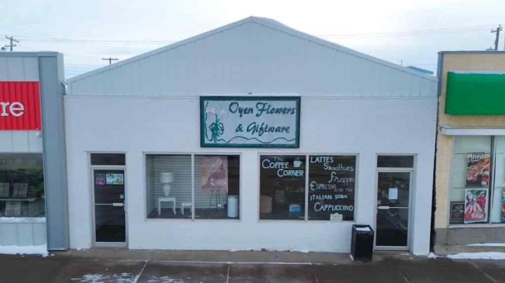 MLS® A2264081 - 113 Main St   in NONE Oyen, Commercial