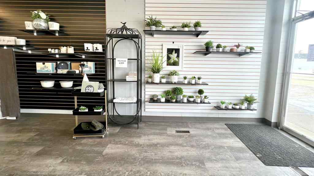 MLS® A2264081 - 113 Main St   in NONE Oyen, Commercial