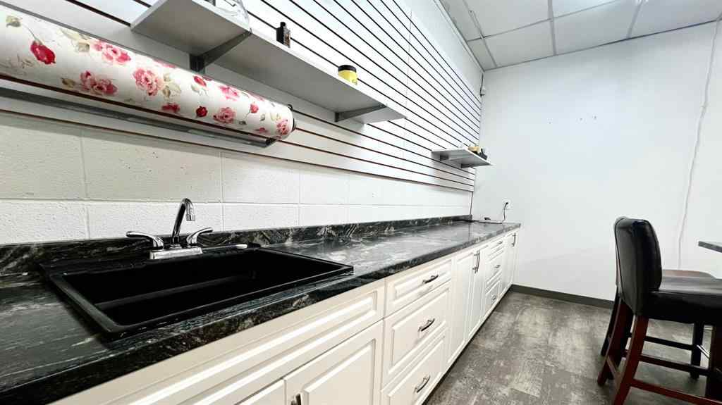 MLS® A2264081 - 113 Main St   in NONE Oyen, Commercial