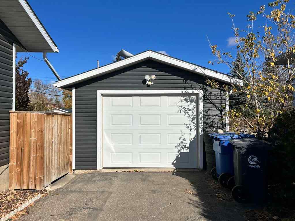 MLS® A2264084 - 614 4 Street  in NONE Three Hills, Residential