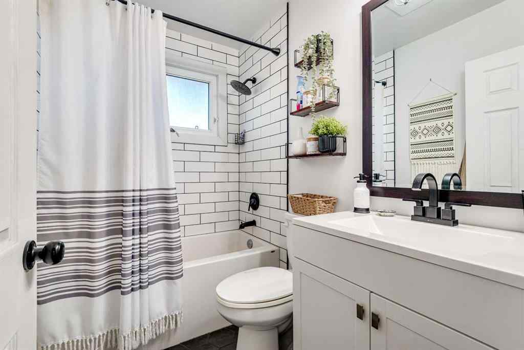 MLS® A2264084 - 614 4 Street  in NONE Three Hills, Residential