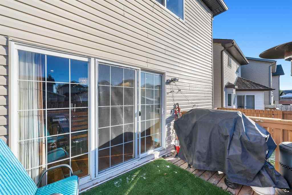 MLS® A2264088 - 9287 Saddlebrook Drive NE in Saddle Ridge Calgary, Residential