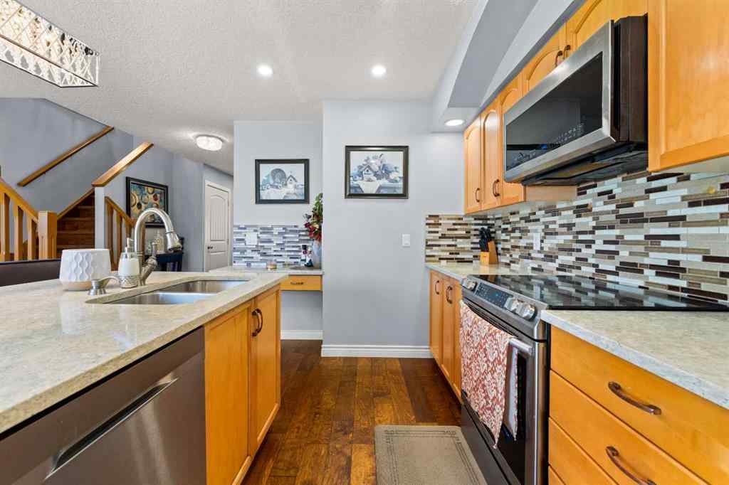 MLS® A2264088 - 9287 Saddlebrook Drive NE in Saddle Ridge Calgary, Residential