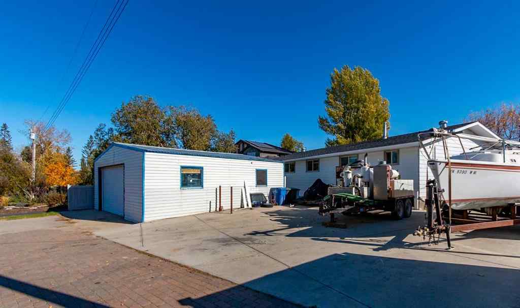 MLS® A2264095 - 1044 West Chestermere Drive   in NONE Chestermere, Residential