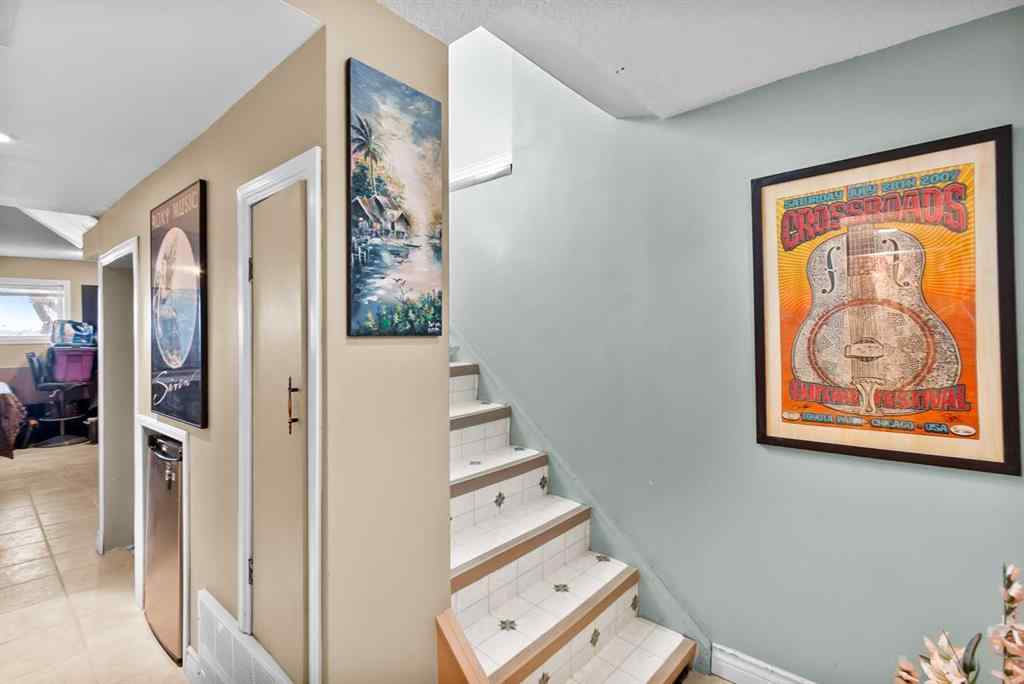 MLS® A2264095 - 1044 West Chestermere Drive   in NONE Chestermere, Residential