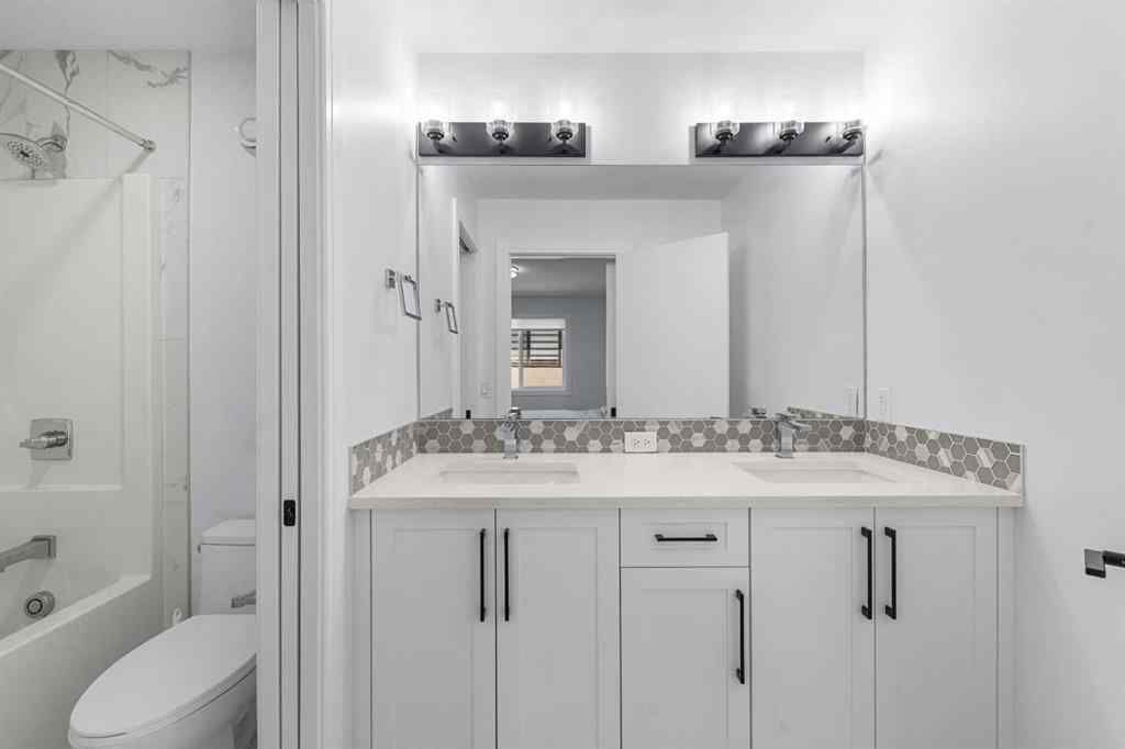 MLS® A2264096 - 33 Waterford Terrace  in Waterford Chestermere, Residential