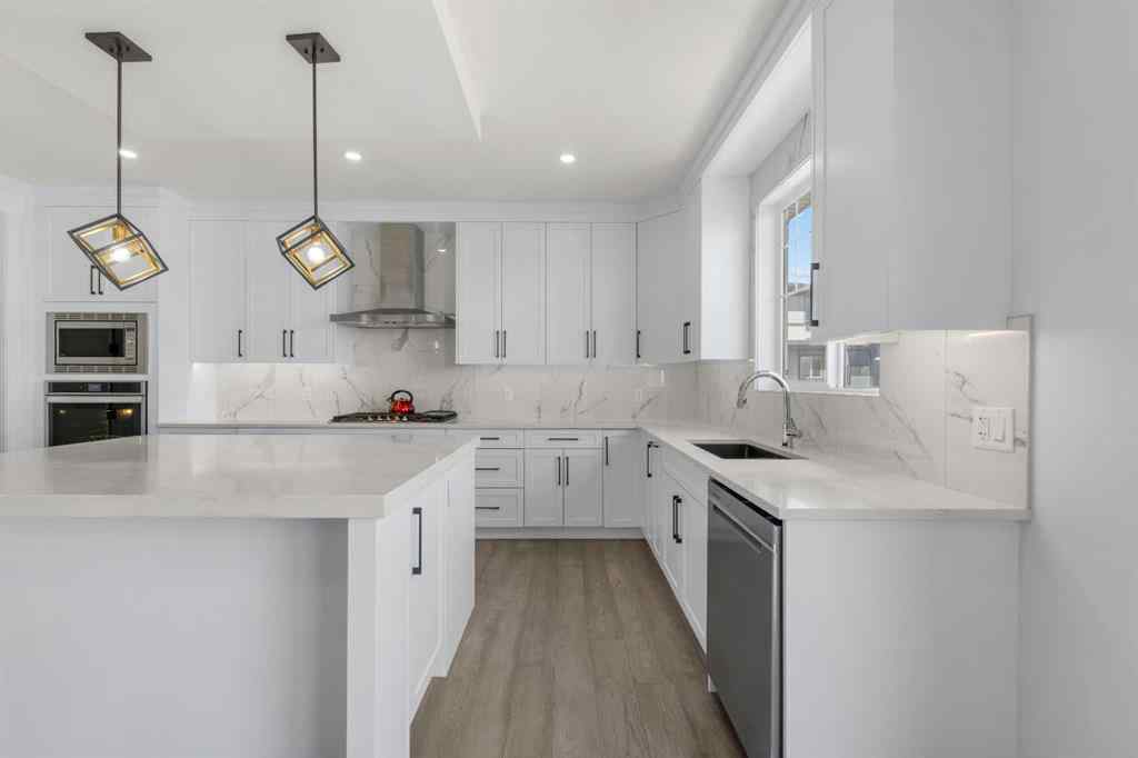 MLS® A2264096 - 33 Waterford Terrace  in Waterford Chestermere, Residential