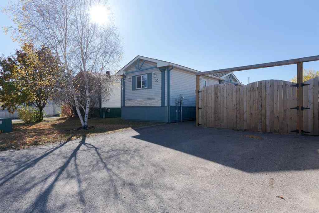 MLS® A2264097 - 148 McKinlay Crescent  in Timberlea Fort McMurray, Residential