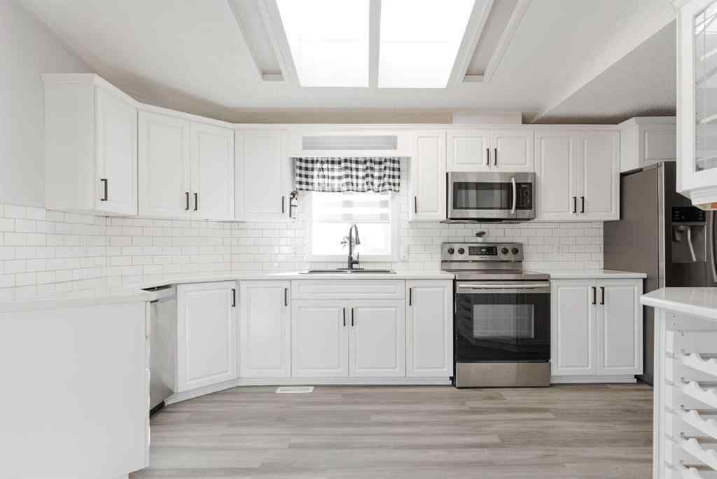 MLS® A2264097 - 148 McKinlay Crescent  in Timberlea Fort McMurray, Residential