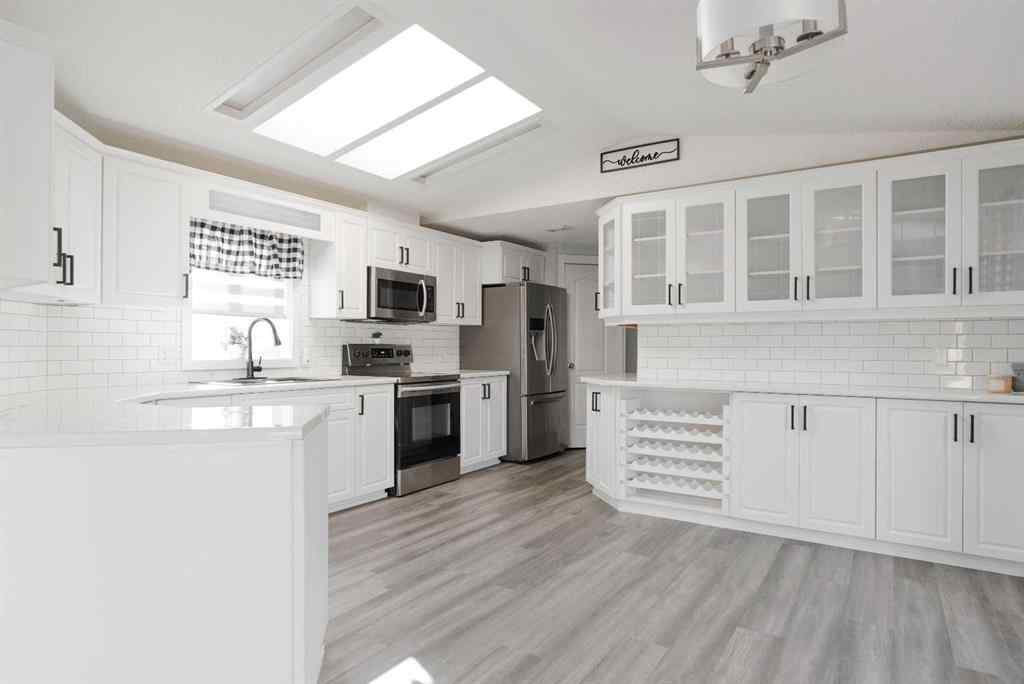 MLS® A2264097 - 148 McKinlay Crescent  in Timberlea Fort McMurray, Residential