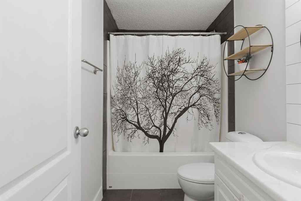 MLS® A2264097 - 148 McKinlay Crescent  in Timberlea Fort McMurray, Residential