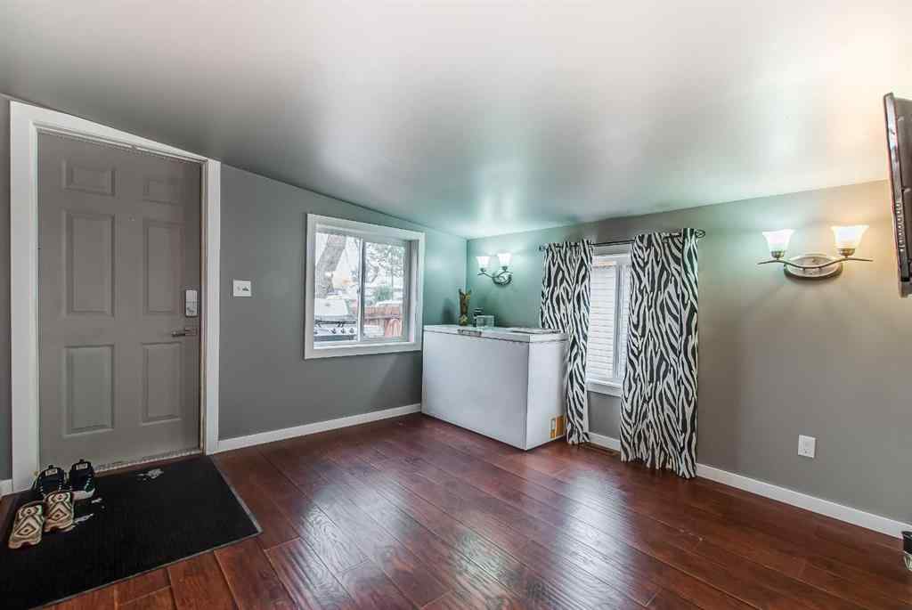 MLS® A2264098 - 267 Fleet Street SW in SW Hill Medicine Hat, Mobile