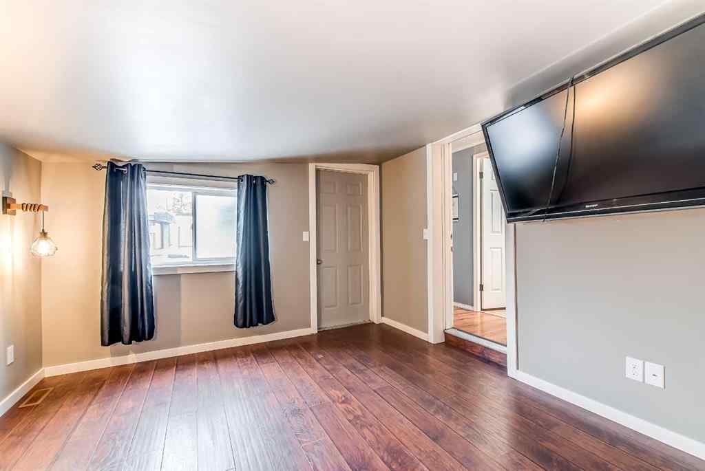 MLS® A2264098 - 267 Fleet Street SW in SW Hill Medicine Hat, Mobile