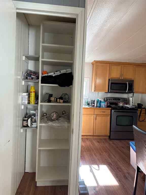 MLS® A2264098 - 267 Fleet Street SW in SW Hill Medicine Hat, Mobile