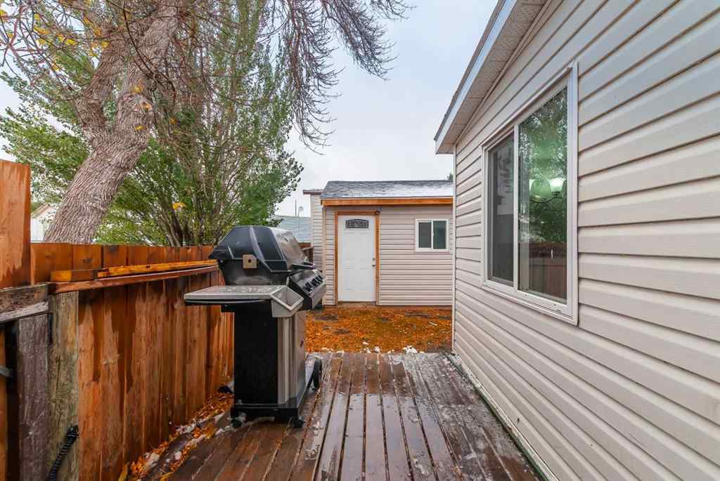 MLS® A2264098 - 267 Fleet Street SW in SW Hill Medicine Hat, Mobile