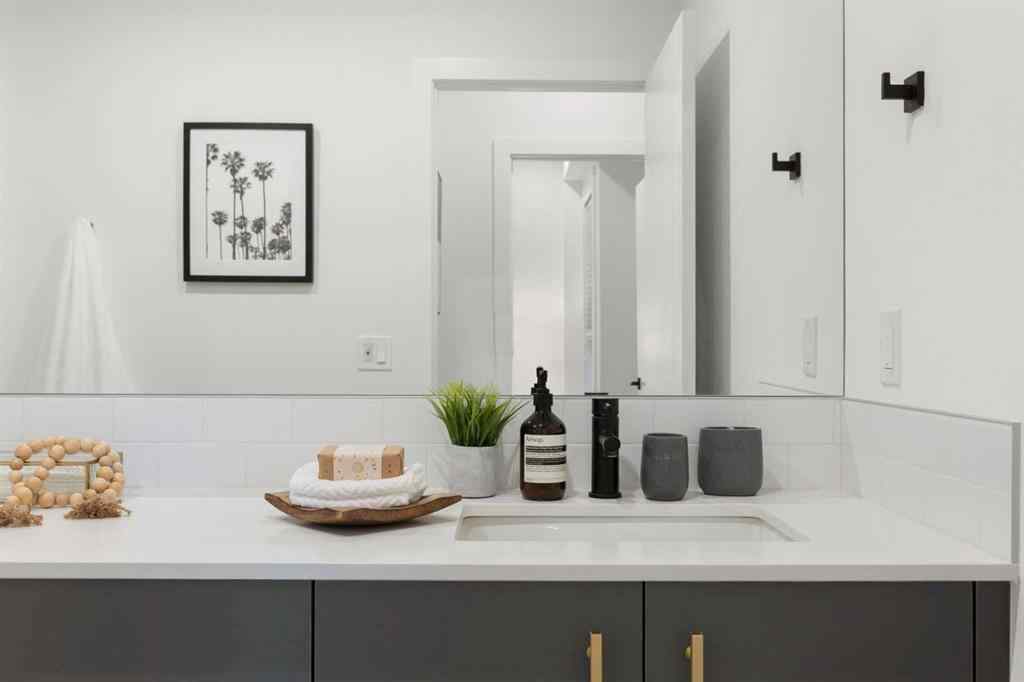 MLS® A2264099 - Unit #325 4275 Norford Avenue NW in University District Calgary, Residential